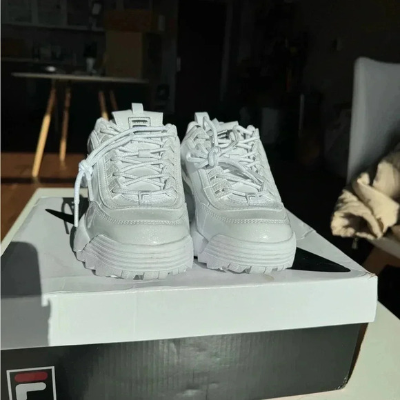 Fila women’s disruptor 2 premium running shoes - Picture 7 of 7